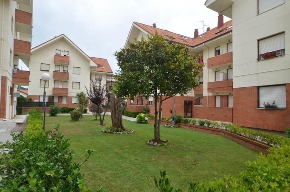 Apartment 3 Bedrooms 103313