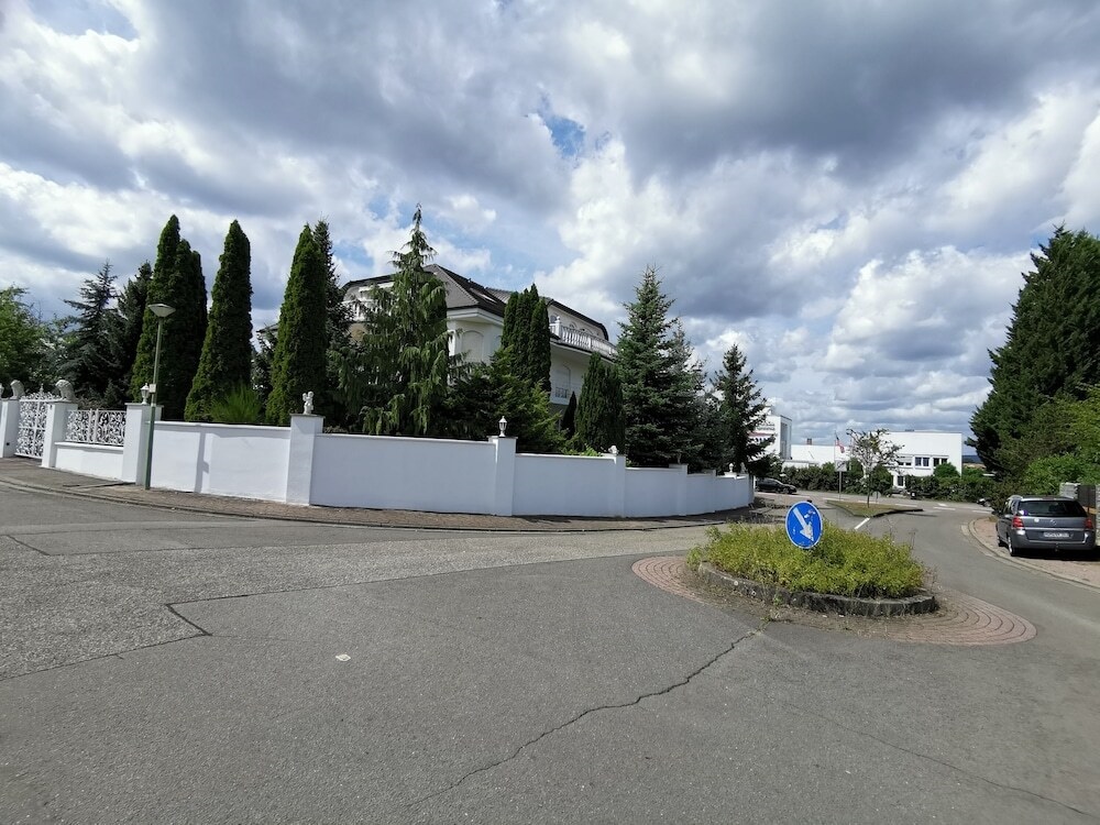 2 Schlafzimmer Nahe Uniklinik Homburg