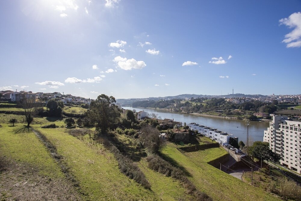 Liiiving-Luxury Riverview Apartment Xiii