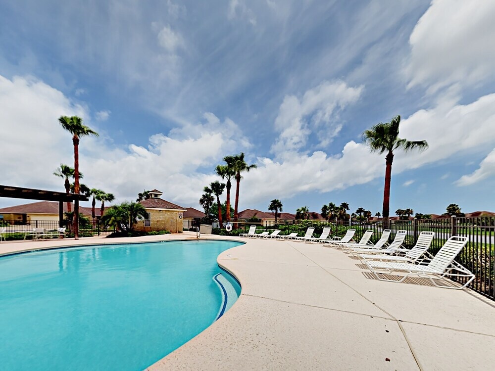 44 Golf House Rd Townhouse 2 Bedrooms 2 Bathrooms Townhouse