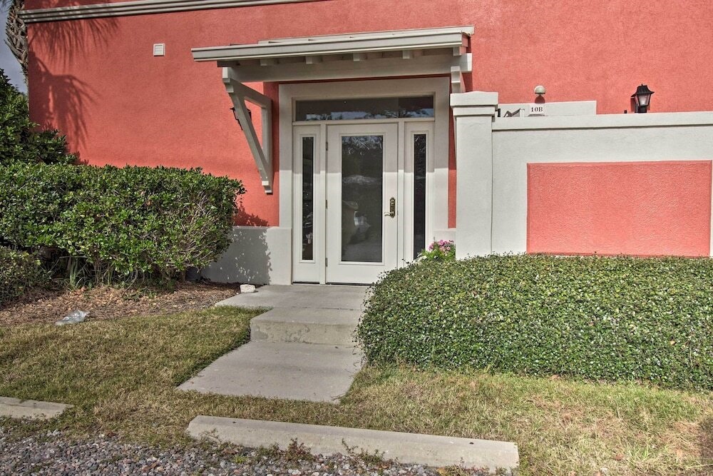 Bluffton Vacation Rental With Balcony!