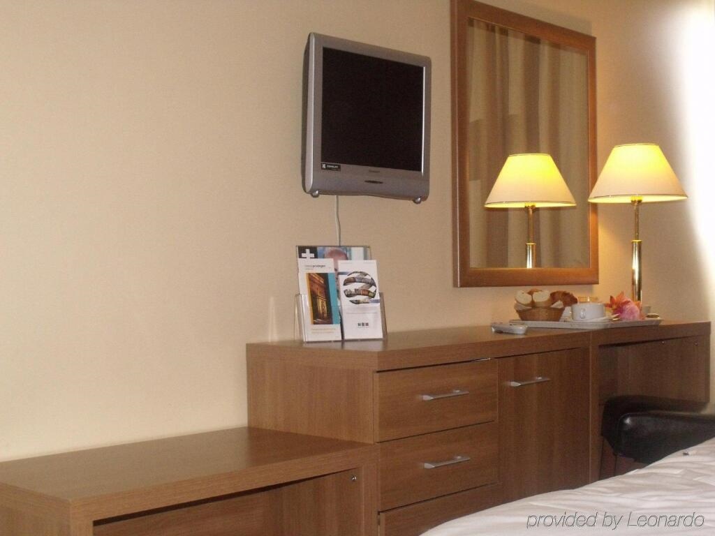 Arcantis Sevran Hotel