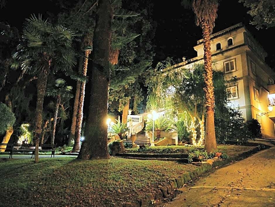 Du Parc Boutique Home