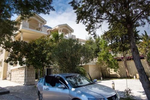 Apartments And Rooms Troya