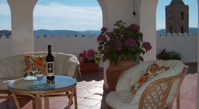 Bed and Breakfast Santa Maria - Oliena
