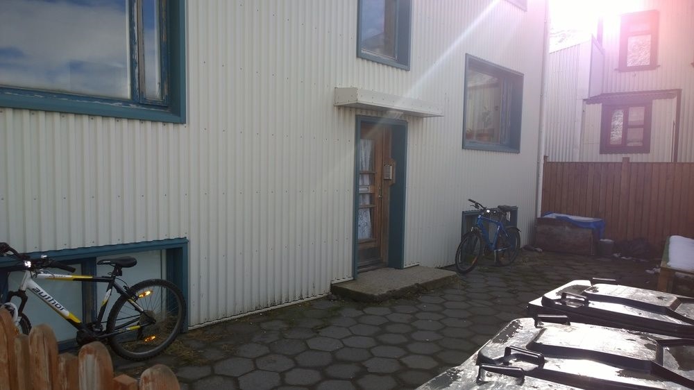 Budget Apartment With Ocean View