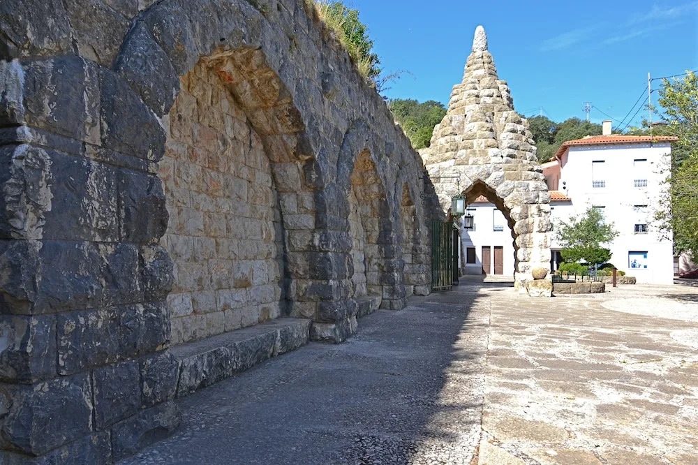 Apartamentos Fuente En Segures