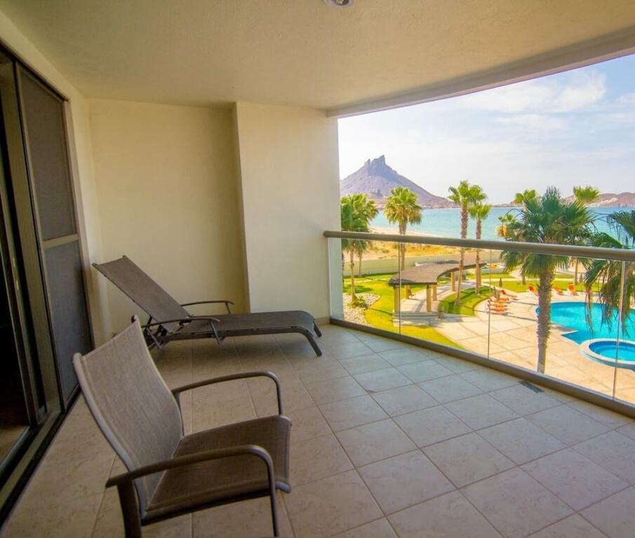 1 Bedroom  Playa Blanca 705 Condo