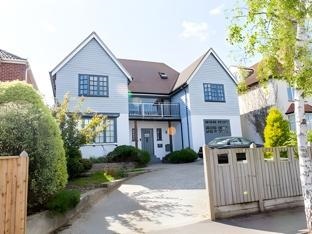 Birch House B&B (Adults Only)