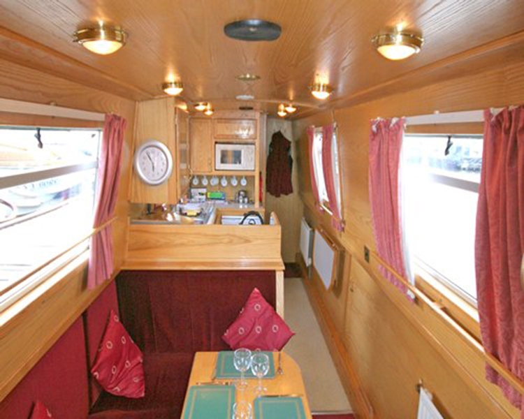 Canal Boat Club At Anderton Marina