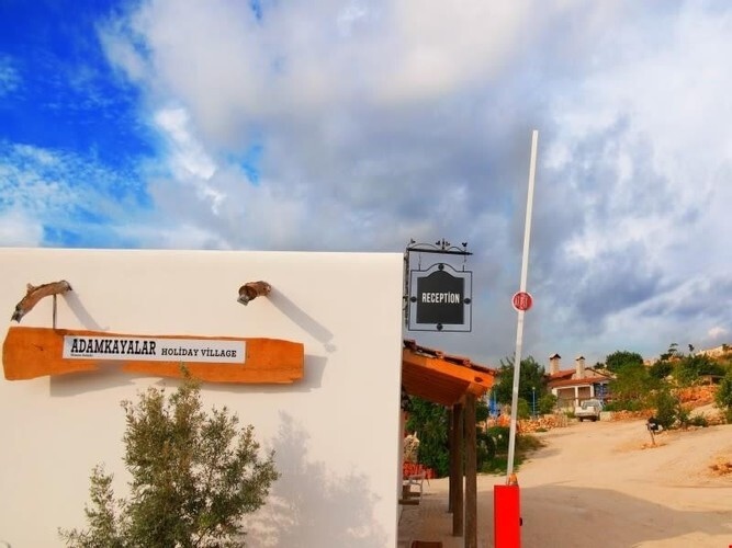 Adamkayalar Holiday Village