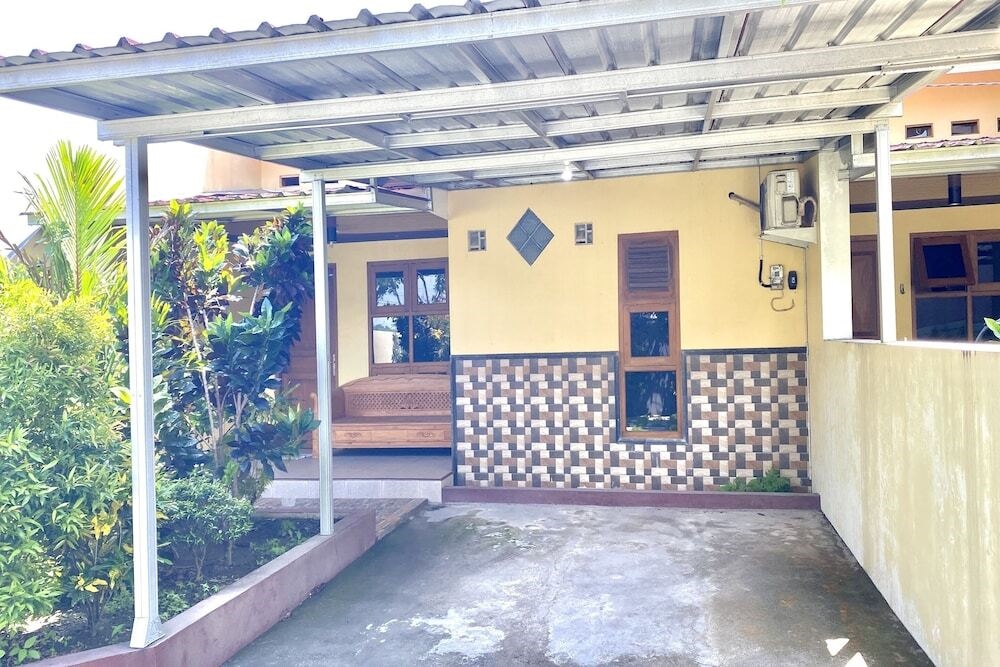 Capital O 93601 Manda Homestay