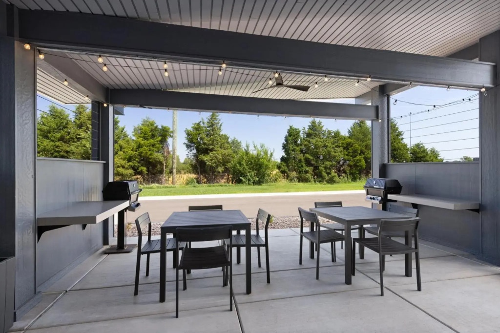 Candlewood Suites McPherson