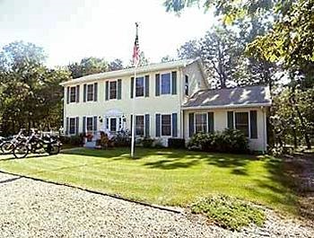 Cape Cod Fiddlers Green Inn