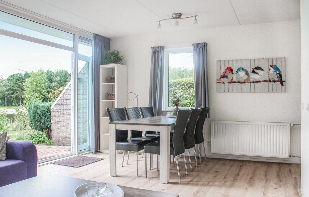 Beautiful Home In Vlagtwedde With 3 Bedrooms, Wifi And Indoor Swimming Pool