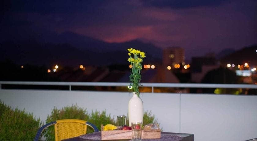 POMPATAO Apartamentos y Suites
