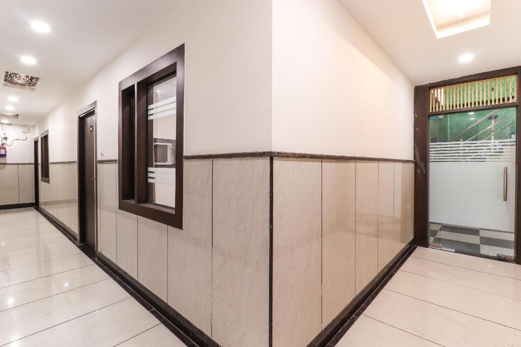 CAPITAL O46294 K K Residency