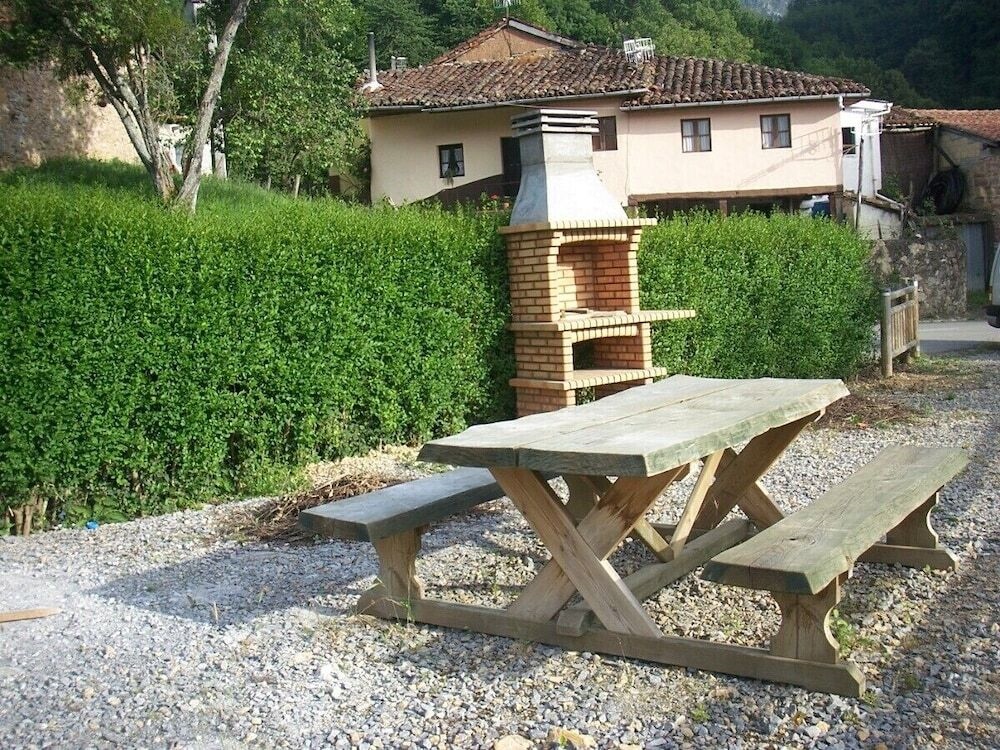 Apartamentos Rurales Valdecarzana