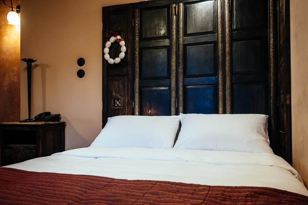Aphroditi Pension