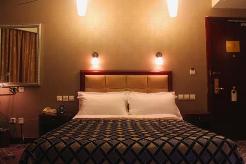 Mingren Hotel - Xichang