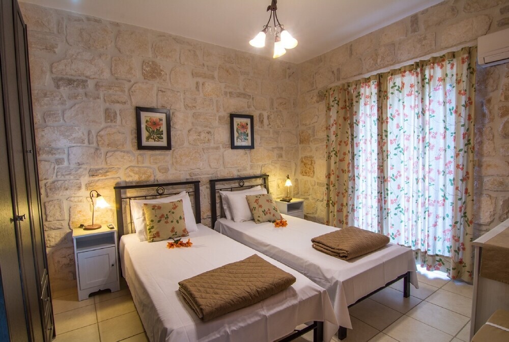 Adamas Luxury Stone Villas