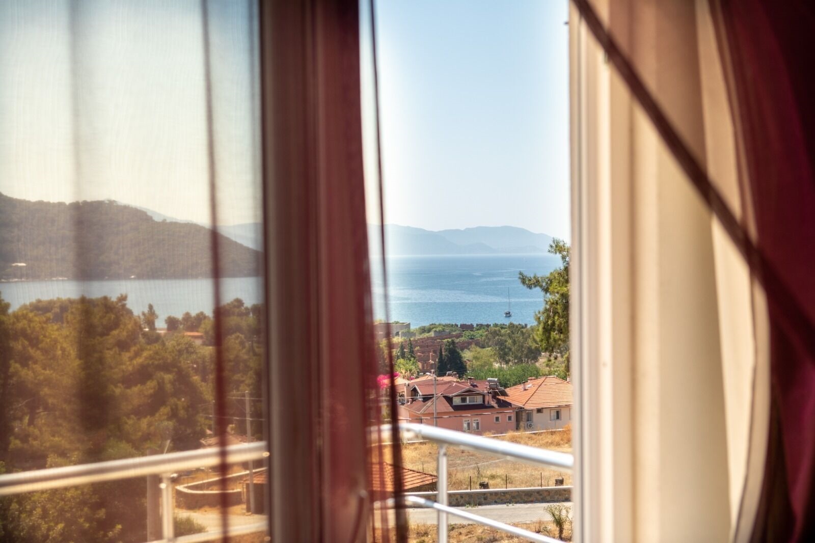 Onoda Hotel & Suites