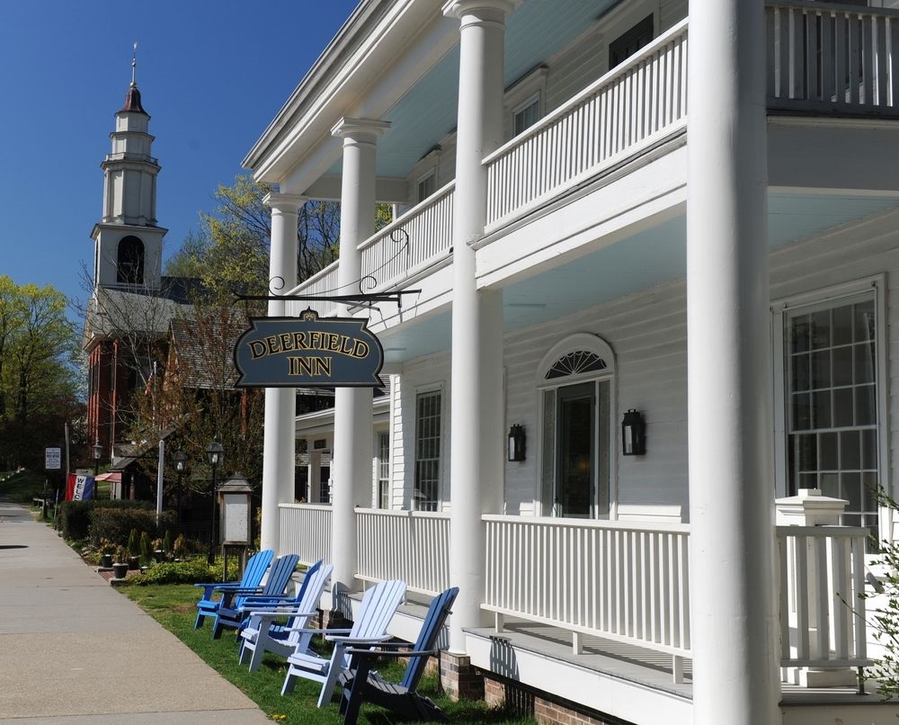 Deerfield Inn