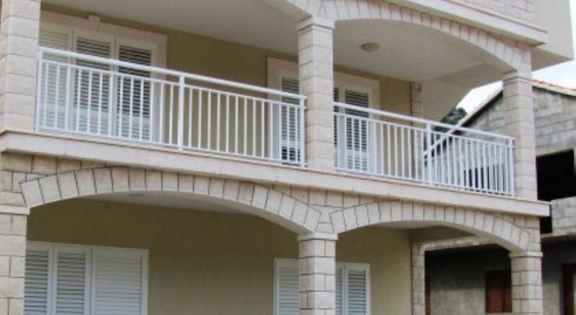 Apartments Brna Mirjana & Ilona