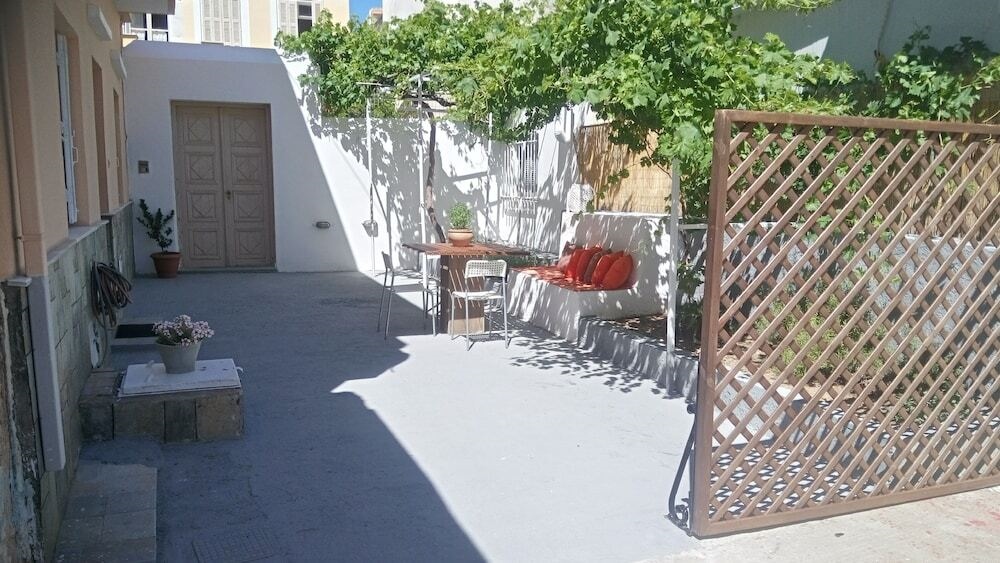2 Bedrooms Holiday House, Kalymnos, Greece