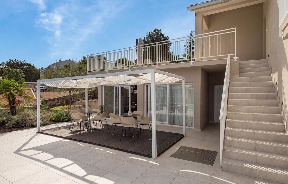 Amazing Home In Polje With Wifi And 5 Bedrooms