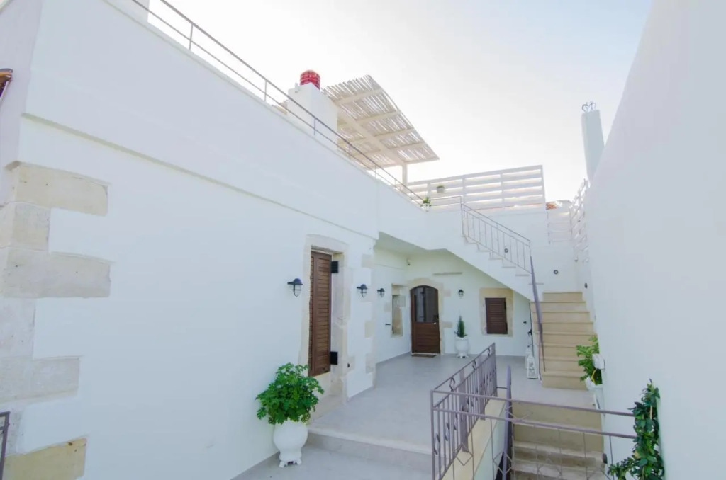 Archontiki Luxury Residence