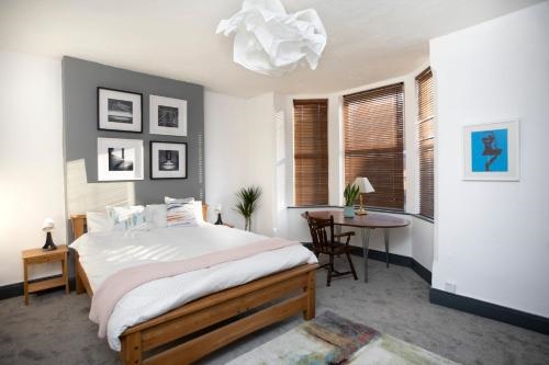 Arthouse Lovely Spacious 5 Bed House