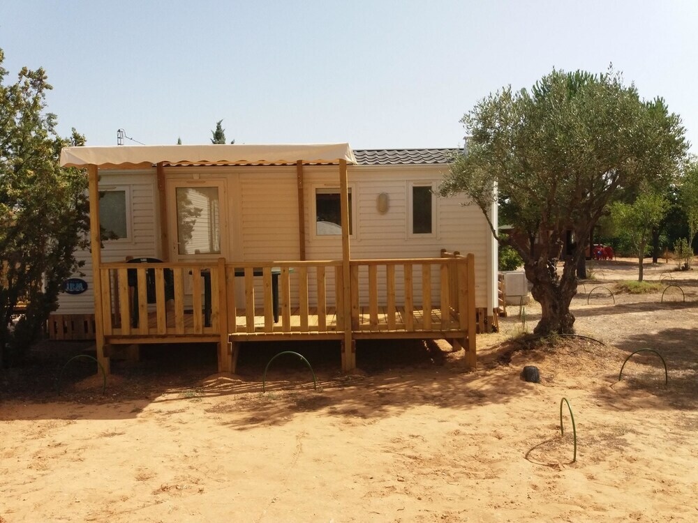 Bungalow With In Las Virtudes Villena With Wonderful Moun