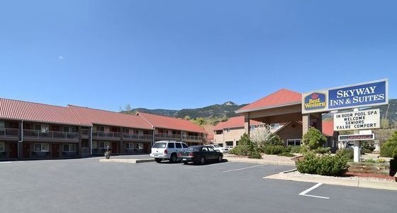 Magnuson Hotel - Manitou Springs