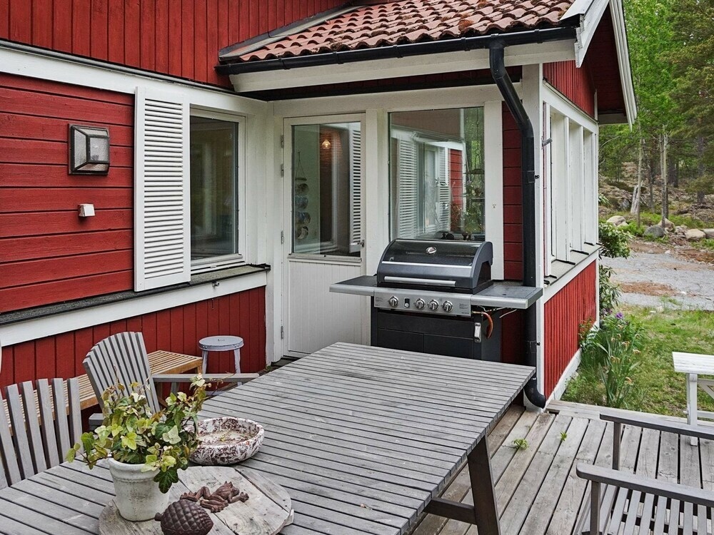 7 Person Holiday Home in Ljusterö