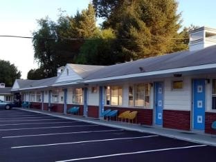 Blue Sky Inn Glens Falls-Saratoga-Lake George