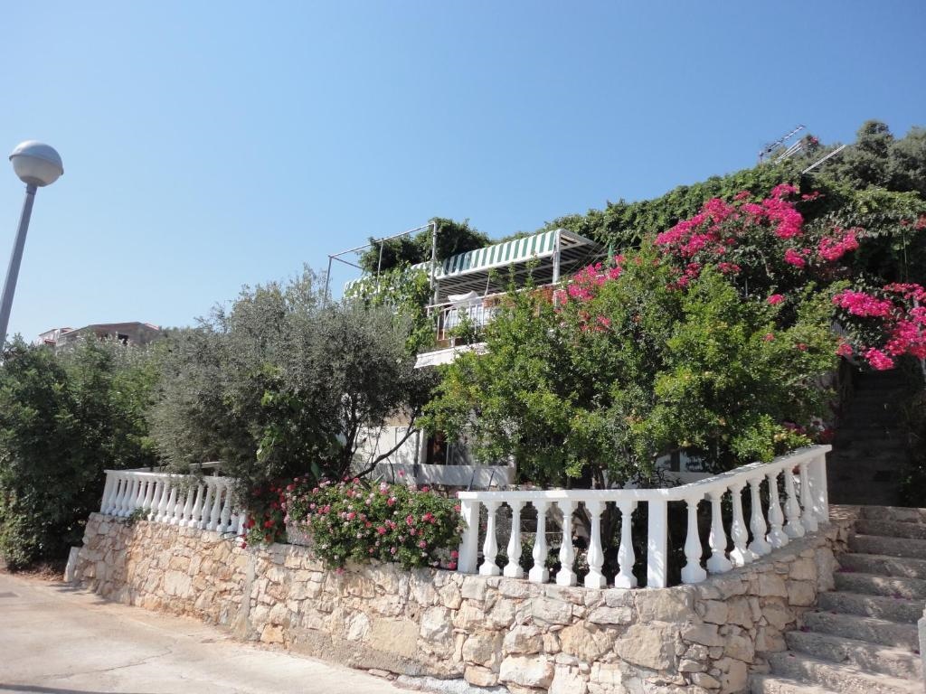 Apartment Ljilja