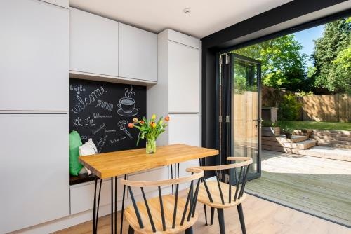 2 Bed House Close To Town Centre