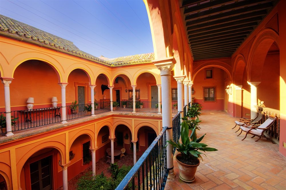 Casa Palacio de Carmona