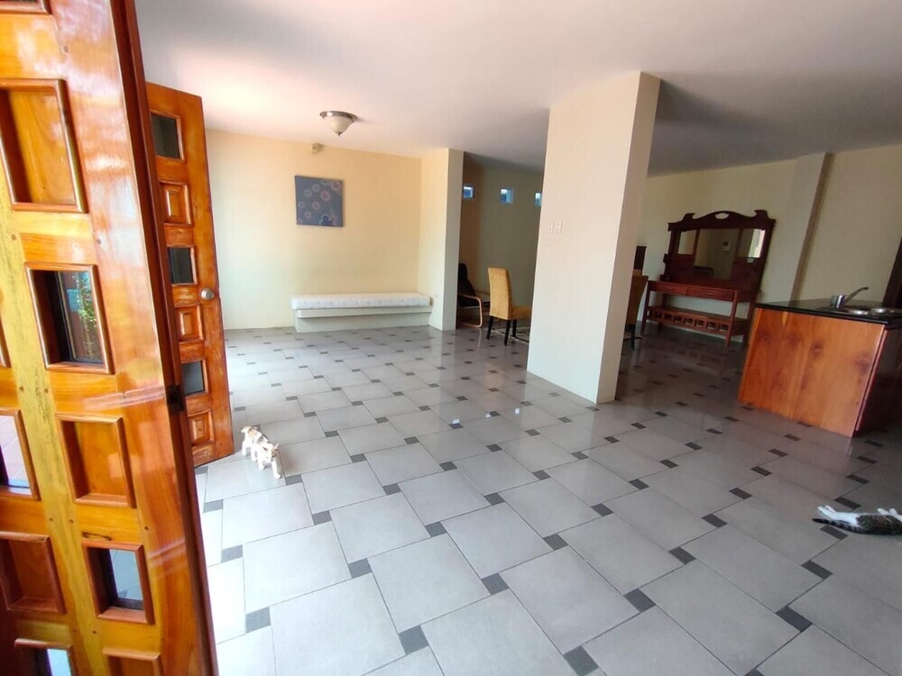 Absolute Beach Front House With Secure Parking