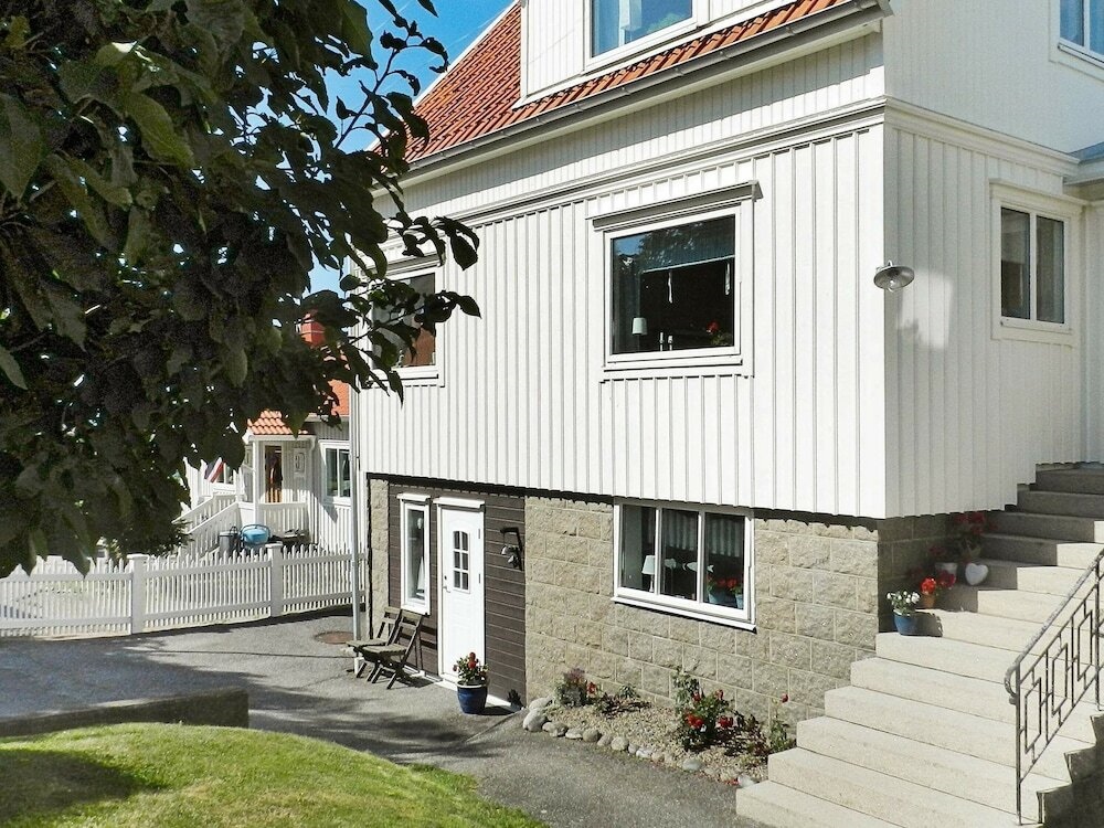 4 Person Holiday Home In Kungshamn