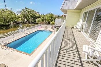 106 Tropical Shores #2