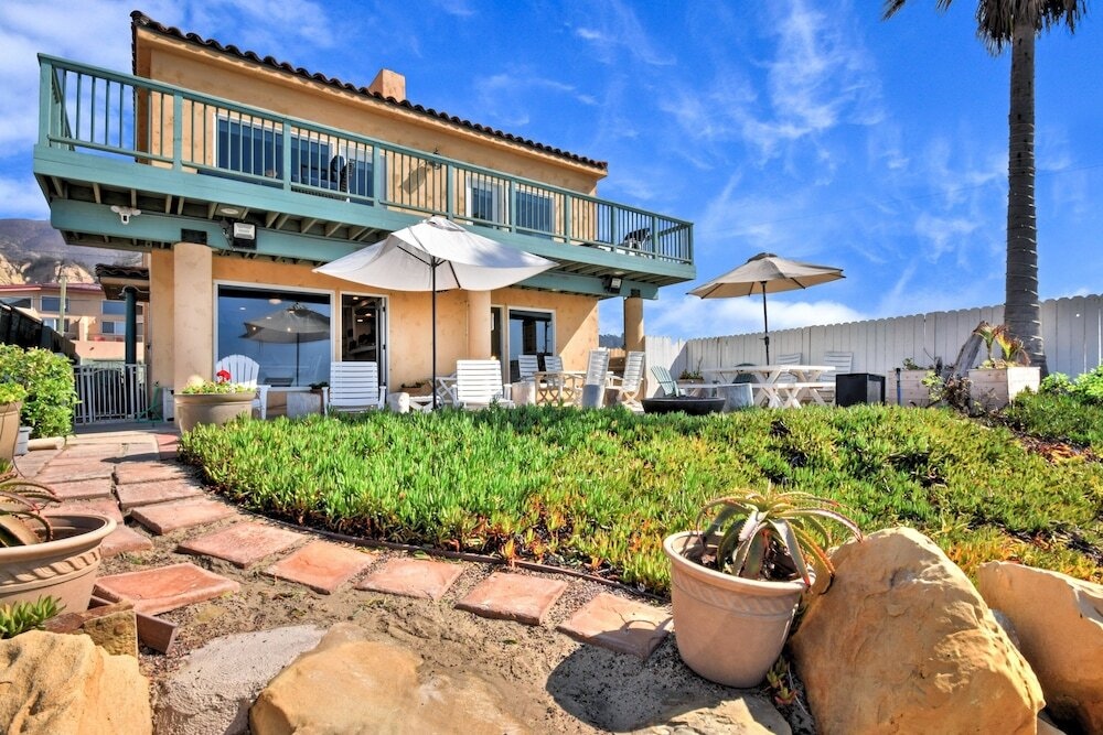 6694 Breakers Way Home 4 Bedrooms 2 Bathrooms Home