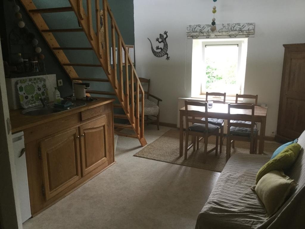 Celinie's Guest House