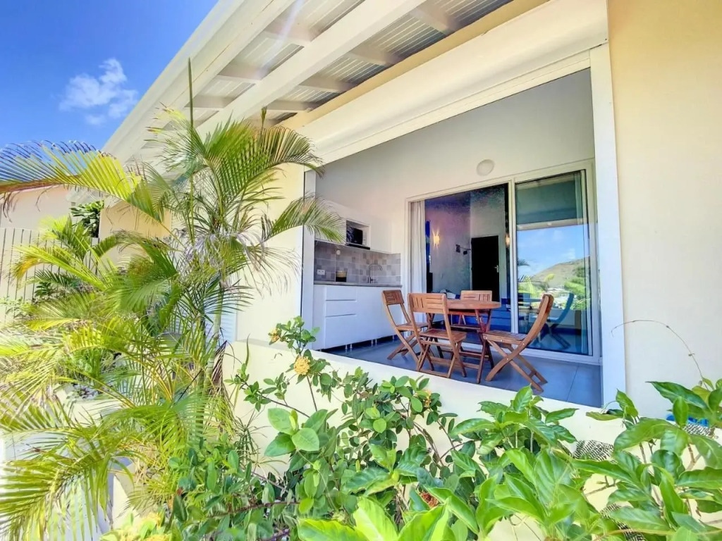 Beautiful suite S5, pool, sea view, Pinel Island