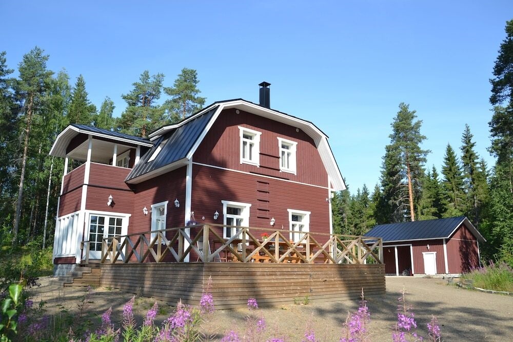 A. Tuomarniemen Kartano