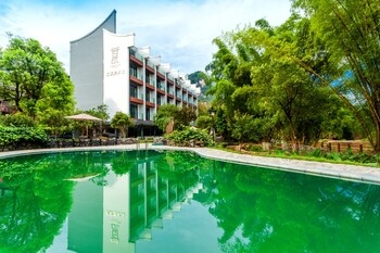 Courtyard Hotel - Yulong River Branch