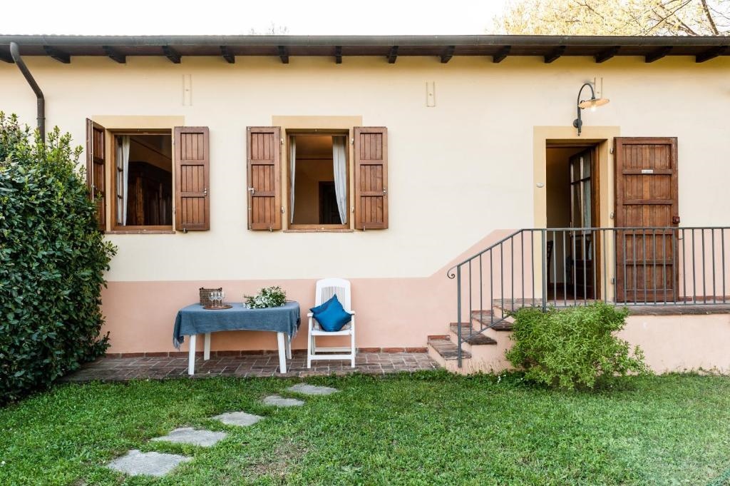 2 Bedrooms Appartement With Shared Pool Garden And Wifi At Montecarlo