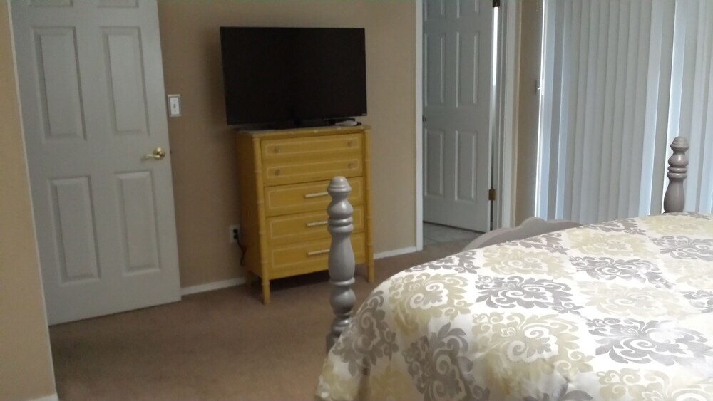 1211 Norswing 3 Bedroom Home By Redawning
