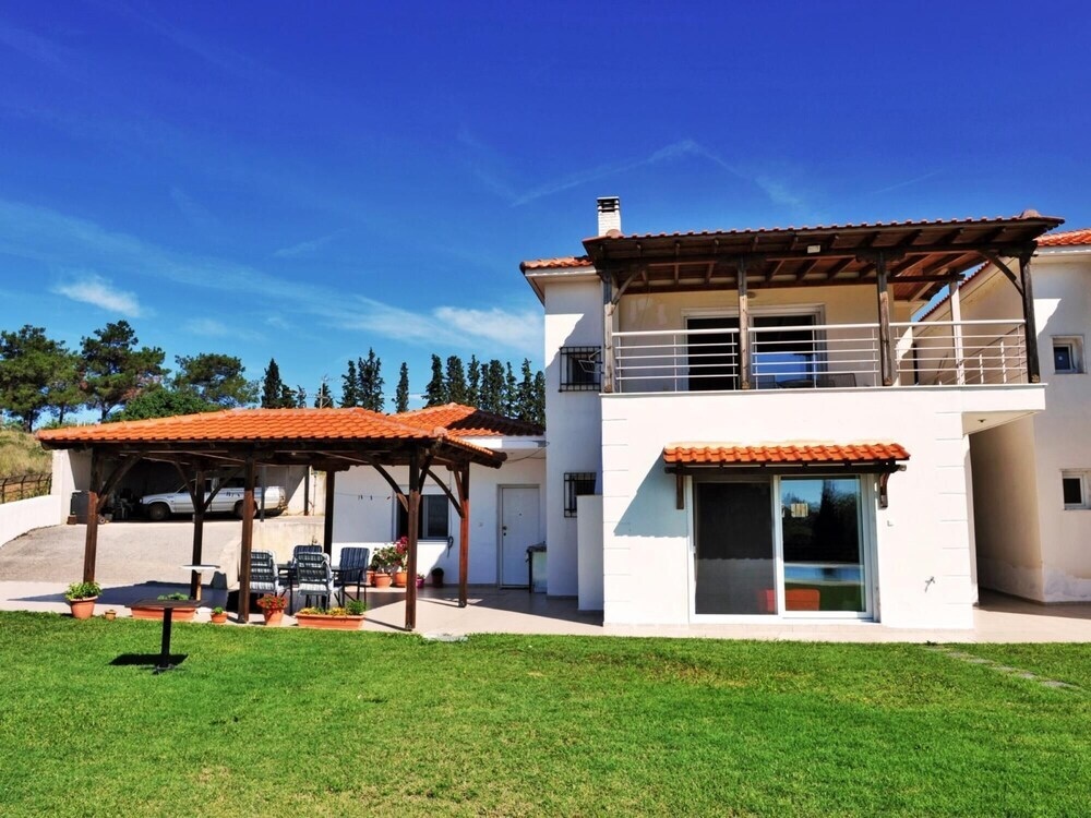 Anelia Villa Seaview 1 By Travelpro Services